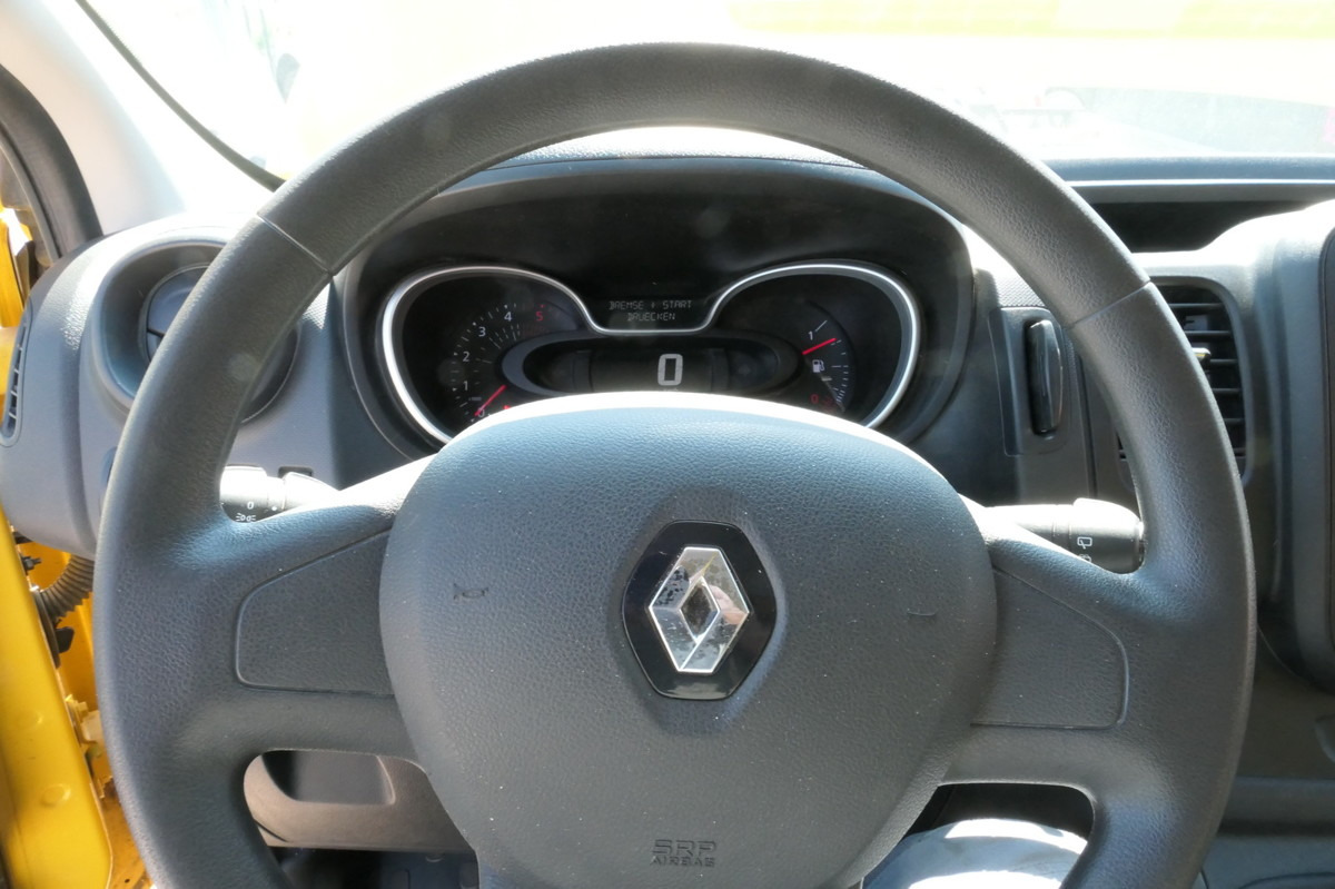 Small van RENAULT Trafic dCi 120 L2H1: picture 13
