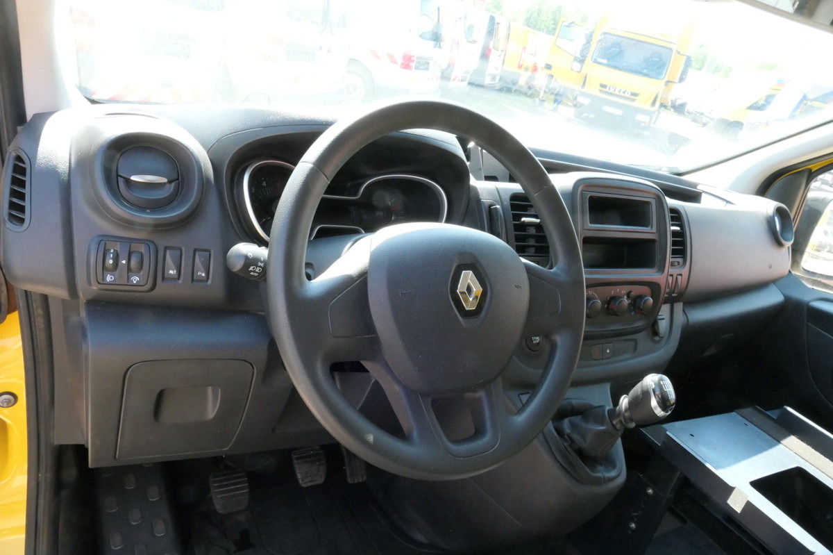 Small van RENAULT Trafic dCi 120 L2H1: picture 10