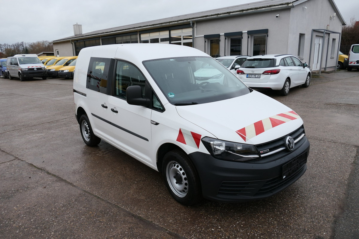 VW Caddy 4Motion 2.0 TDI KLIMA COC WERKSTATT 2-SITZ - Small van: picture 3 VW Caddy 4Motion 2.0 TDI KLIMA COC WERKSTATT 2-SITZ - Small van: picture 3