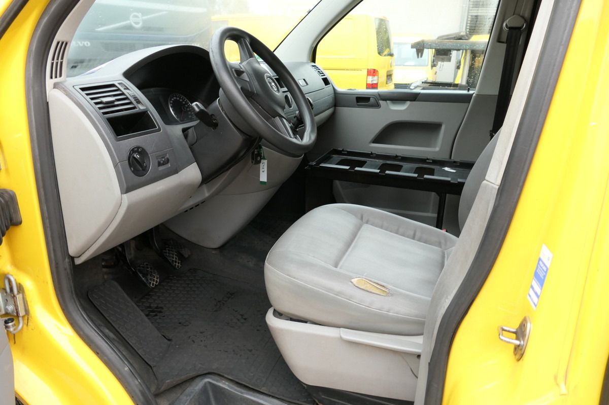 Small van VW T5 Transporter 2.0 TDI EURO-5 CoC PARKTRONIK: picture 6 Small van VW T5 Transporter 2.0 TDI EURO-5 CoC PARKTRONIK: picture 6