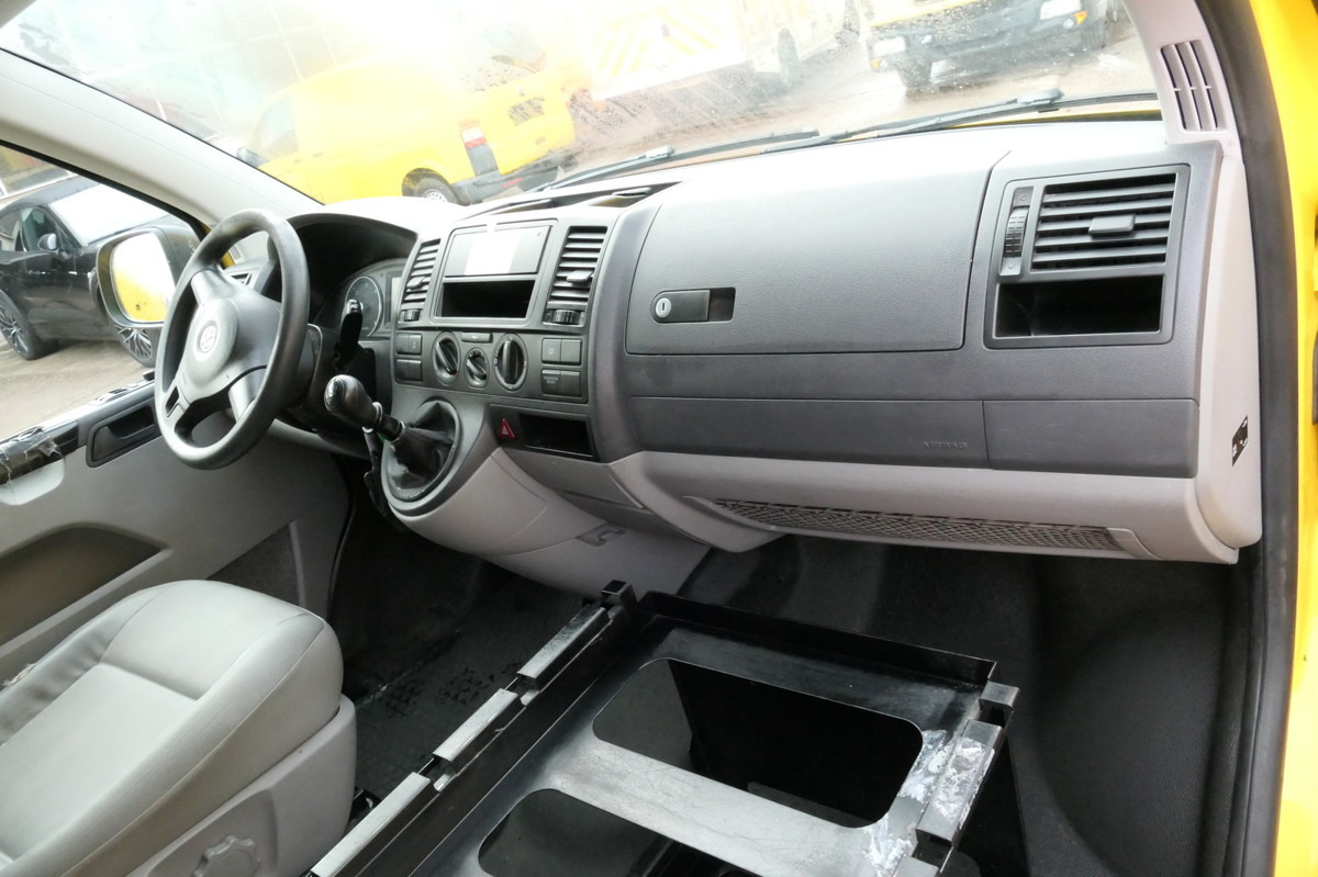 Small van VW T5 Transporter 2.0 TDI EURO-5 PARKTRONIK CoC: picture 6 Small van VW T5 Transporter 2.0 TDI EURO-5 PARKTRONIK CoC: picture 6
