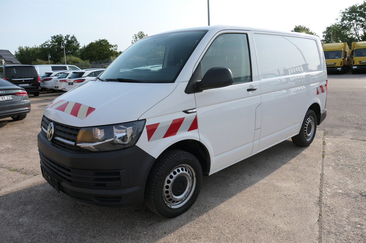 VW T6 Transporter 2.0 TDI 4Motion 3Sitzer KLIMA AHK - Small van: picture 2 VW T6 Transporter 2.0 TDI 4Motion 3Sitzer KLIMA AHK - Small van: picture 2
