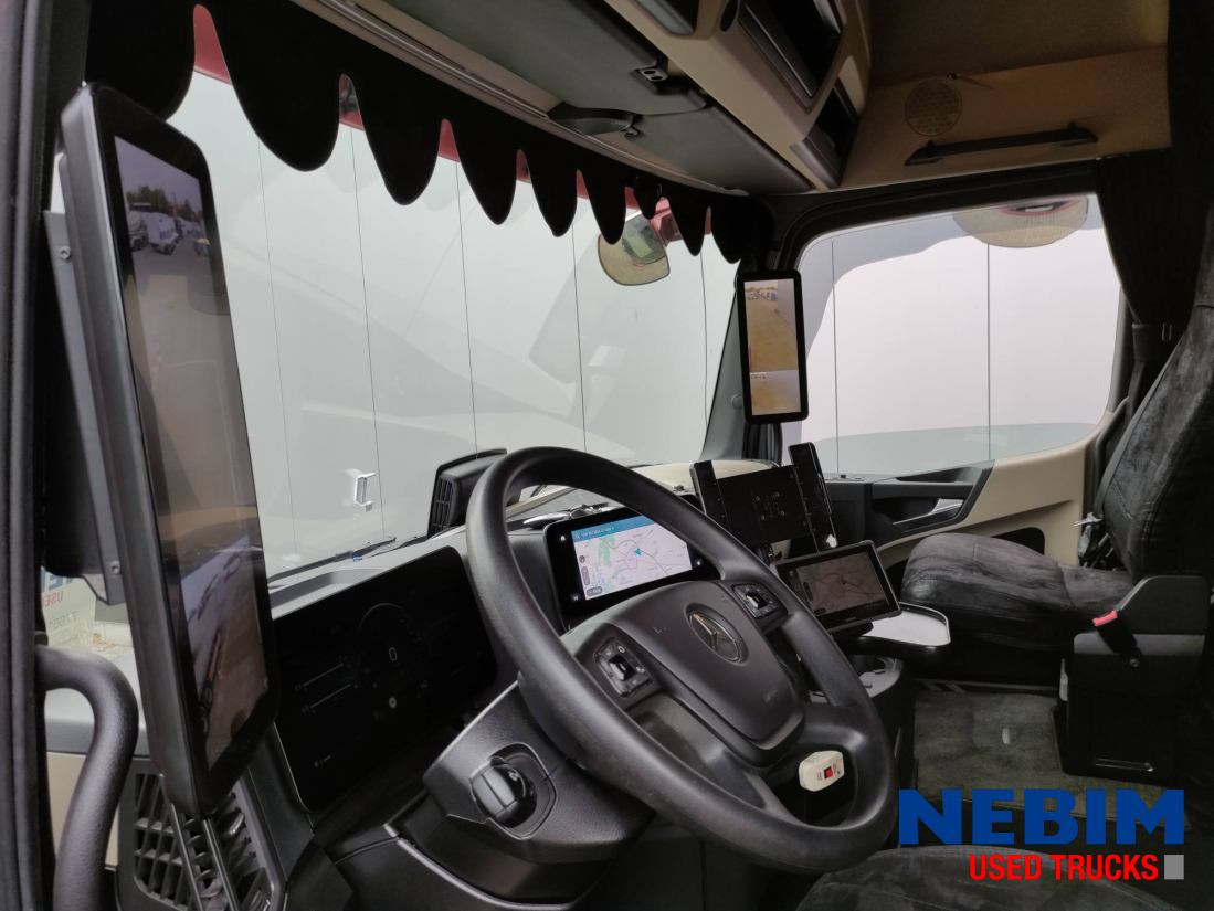 Mercedes-Benz Actros 1843 LS - Mirror Camera - Top Condition - Tractor truck: picture 5 Mercedes-Benz Actros 1843 LS - Mirror Camera - Top Condition - Tractor truck: picture 5