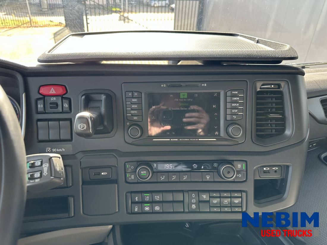 Scania S500 168.049km - Retarder - Smart Tacho 2 - Stand Klima - Tractor truck: picture 4 Scania S500 168.049km - Retarder - Smart Tacho 2 - Stand Klima - Tractor truck: picture 4