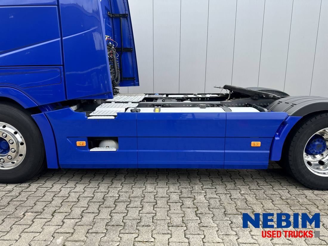 Tractor truck Volvo FH 500 4X2 Full AIR - NEW Tacho - Dynamic Steering - I-Park Cool: picture 11 Tractor truck Volvo FH 500 4X2 Full AIR - NEW Tacho - Dynamic Steering - I-Park Cool: picture 11