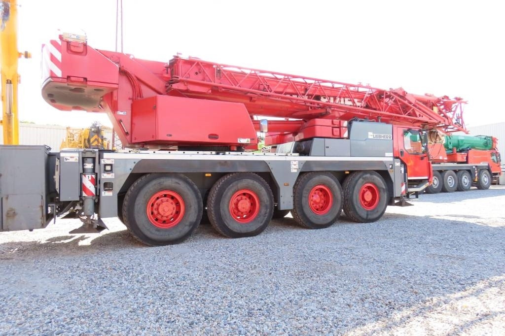 Liebherr LTM 1070-4.2 - All terrain crane: picture 2 Liebherr LTM 1070-4.2 - All terrain crane: picture 2