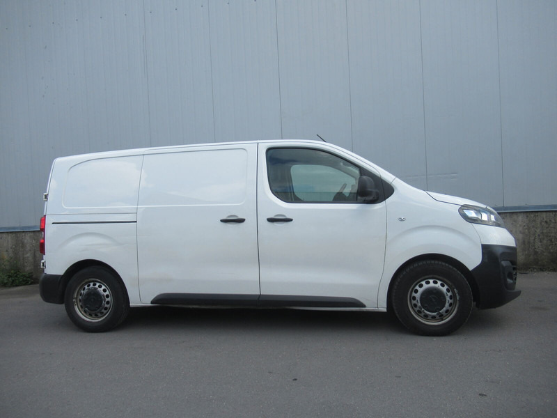 Opel Vivaro - Panel van: picture 2 Opel Vivaro - Panel van: picture 2