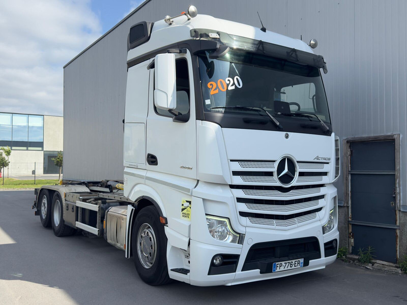 Mercedes-Benz Actros 2548 - Tractor truck: picture 1 Mercedes-Benz Actros 2548 - Tractor truck: picture 1