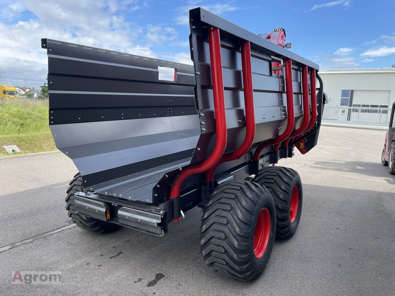 Krpan GP 15 D + Kran 7,4 K - Forestry trailer: picture 5 Krpan GP 15 D + Kran 7,4 K - Forestry trailer: picture 5