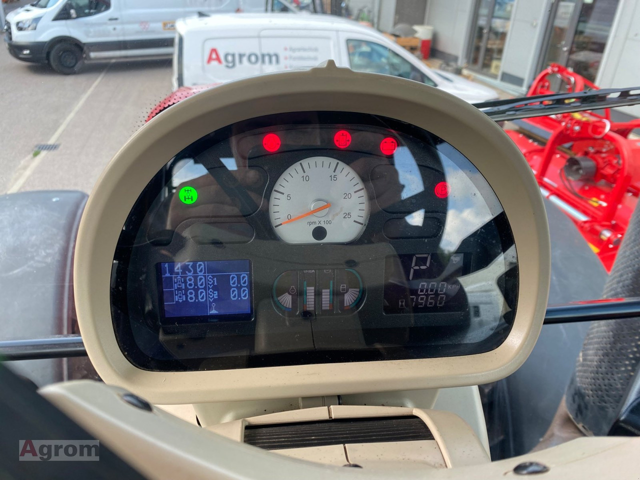 Massey Ferguson 6616 Dyna VT - Farm tractor: picture 2 Massey Ferguson 6616 Dyna VT - Farm tractor: picture 2