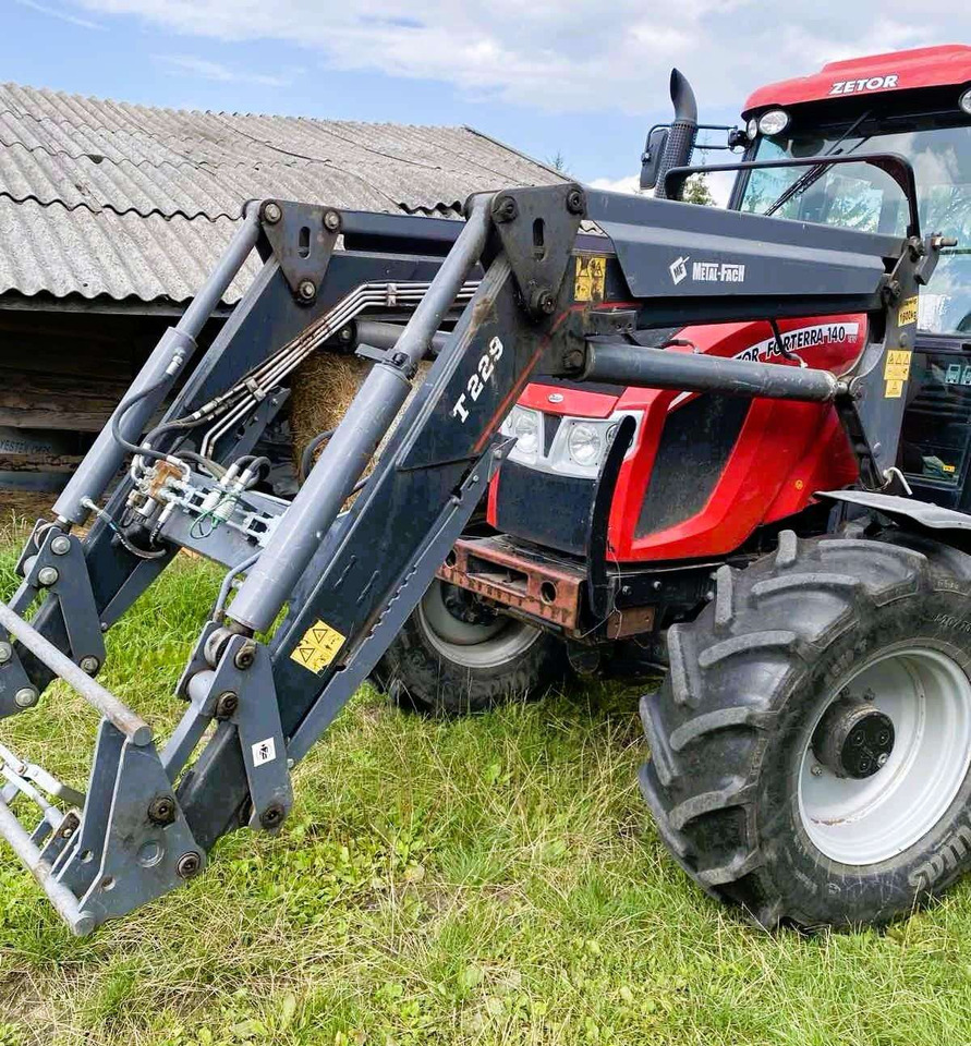 Zetor Forterra 140 - Farm tractor: picture 1 Zetor Forterra 140 - Farm tractor: picture 1