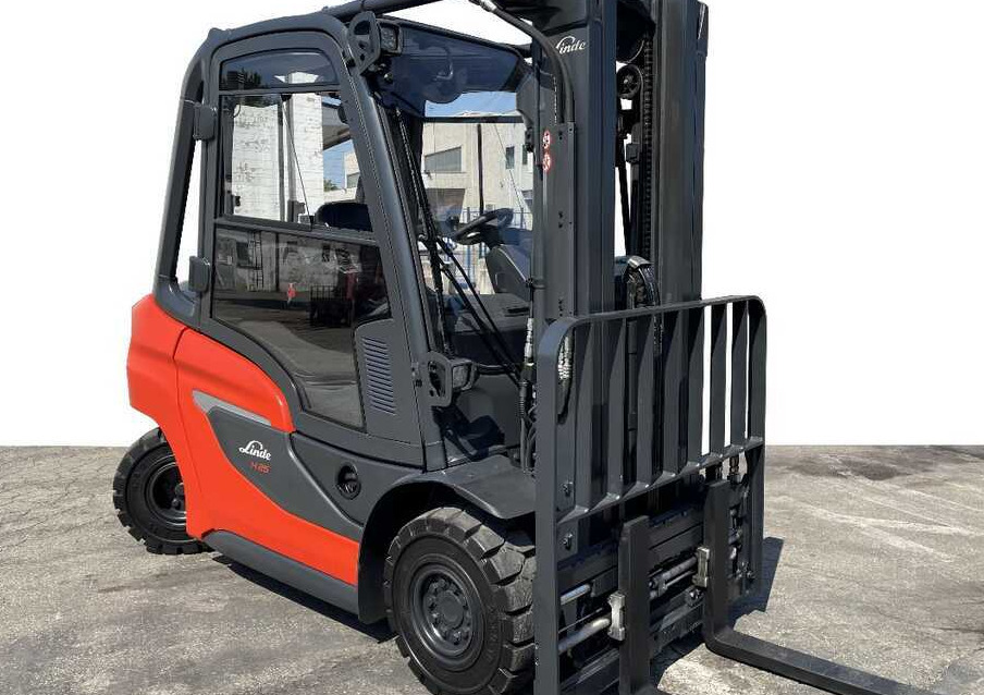 Linde H 25 D-01/1202 - Diesel forklift: picture 1 Linde H 25 D-01/1202 - Diesel forklift: picture 1
