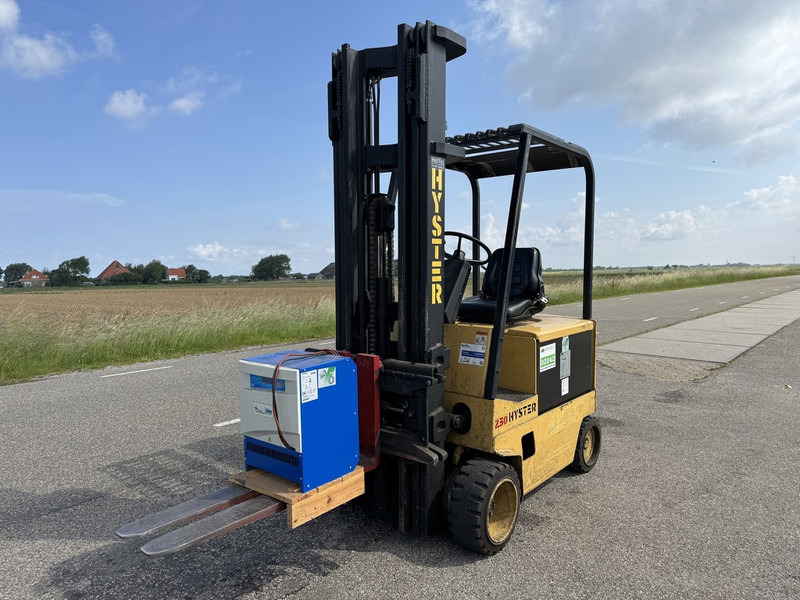 Hyster E2.50XL - Electric forklift: picture 1 Hyster E2.50XL - Electric forklift: picture 1