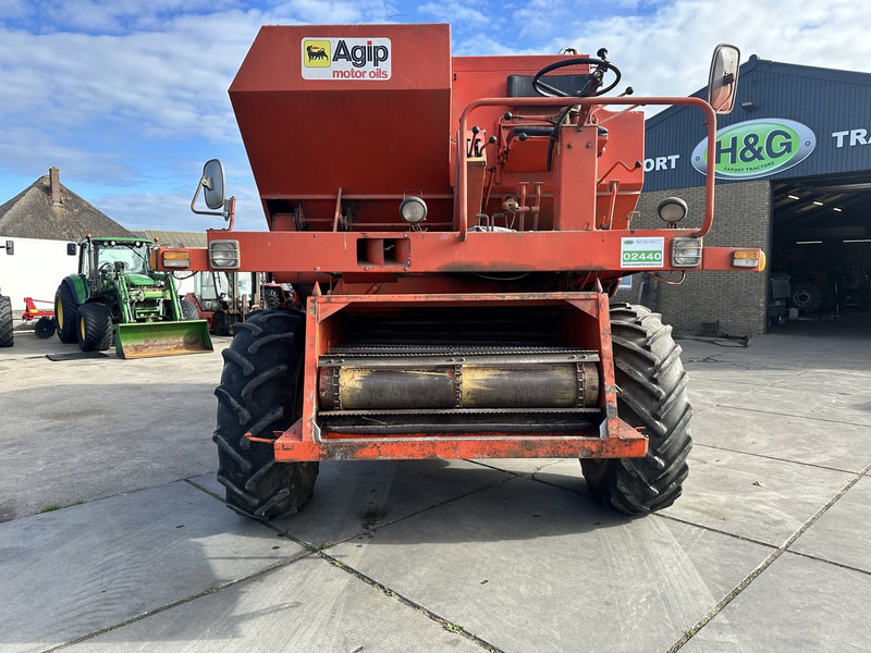 Laverda M150 - Combine harvester: picture 2 Laverda M150 - Combine harvester: picture 2