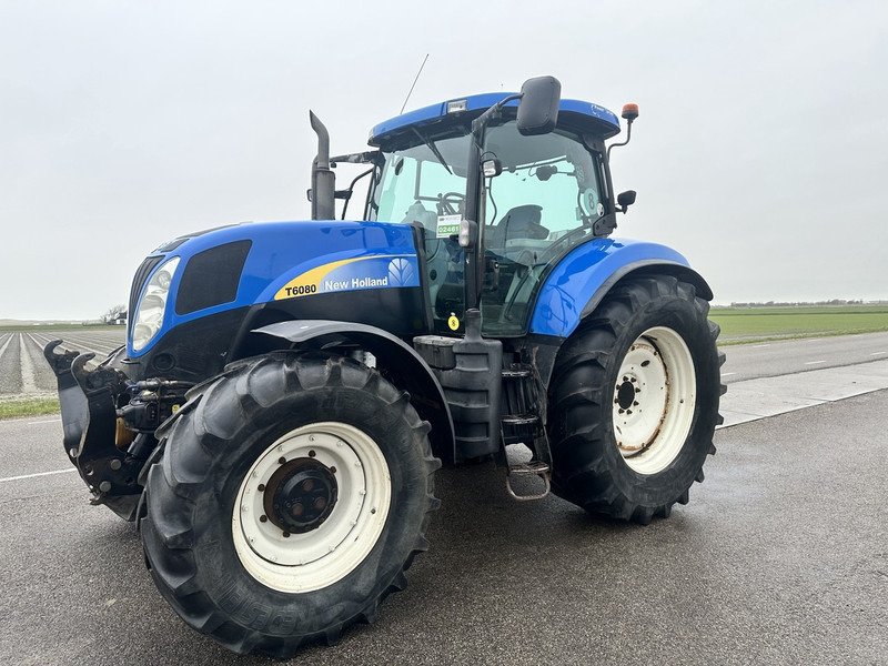 New Holland T6080 - Farm tractor: picture 1 New Holland T6080 - Farm tractor: picture 1