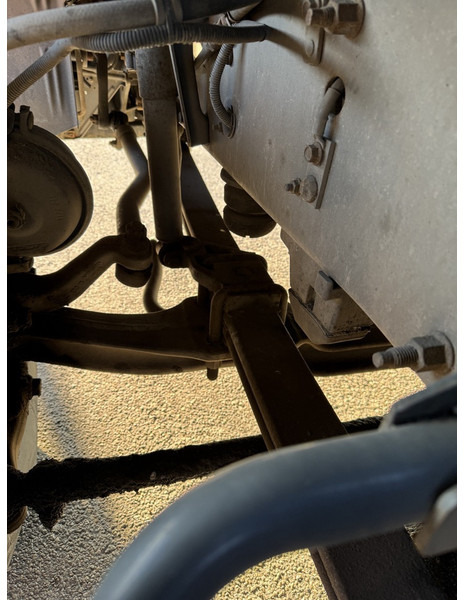 Tractor truck Volvo FM 12 340: picture 16