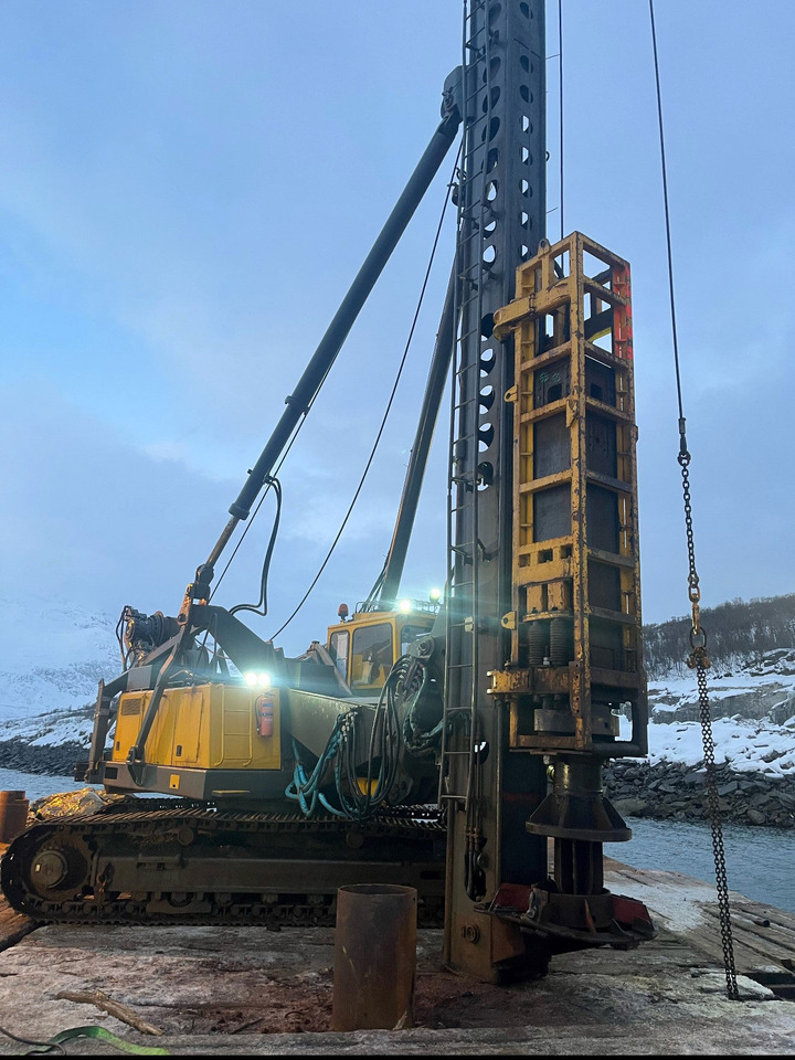 Banut 800 - Pile driver: picture 3 Banut 800 - Pile driver: picture 3