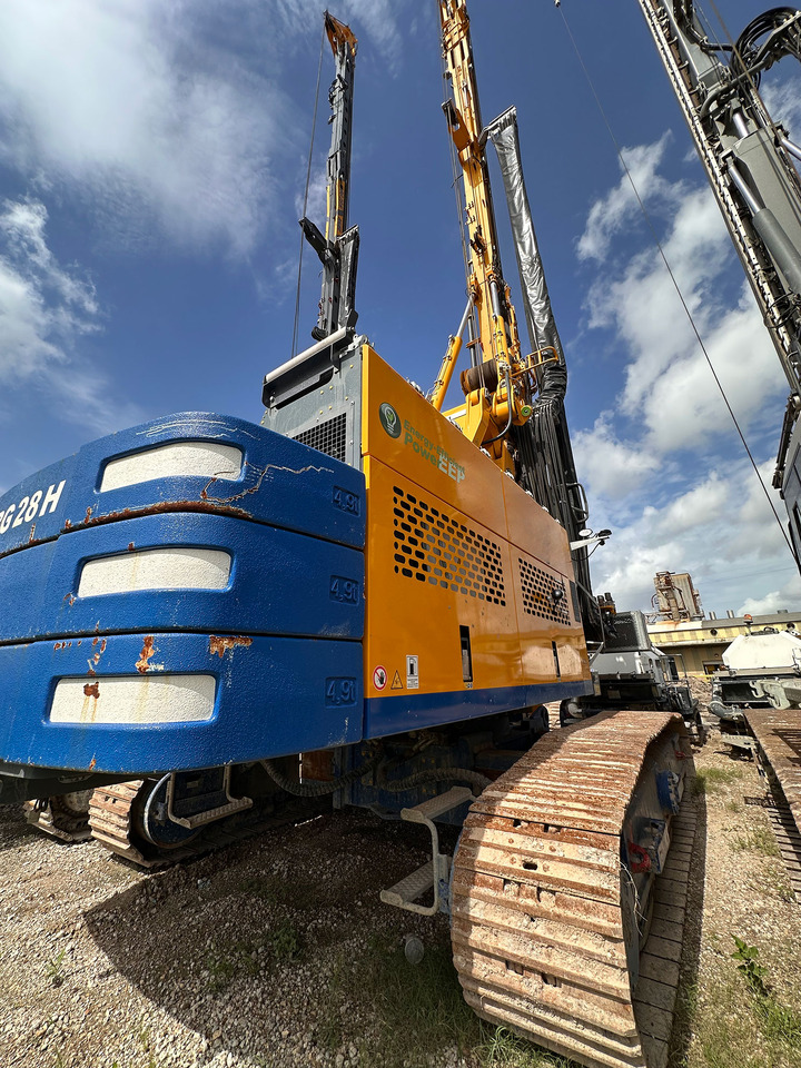 Bauer BG 28H - Pile driver: picture 5 Bauer BG 28H - Pile driver: picture 5