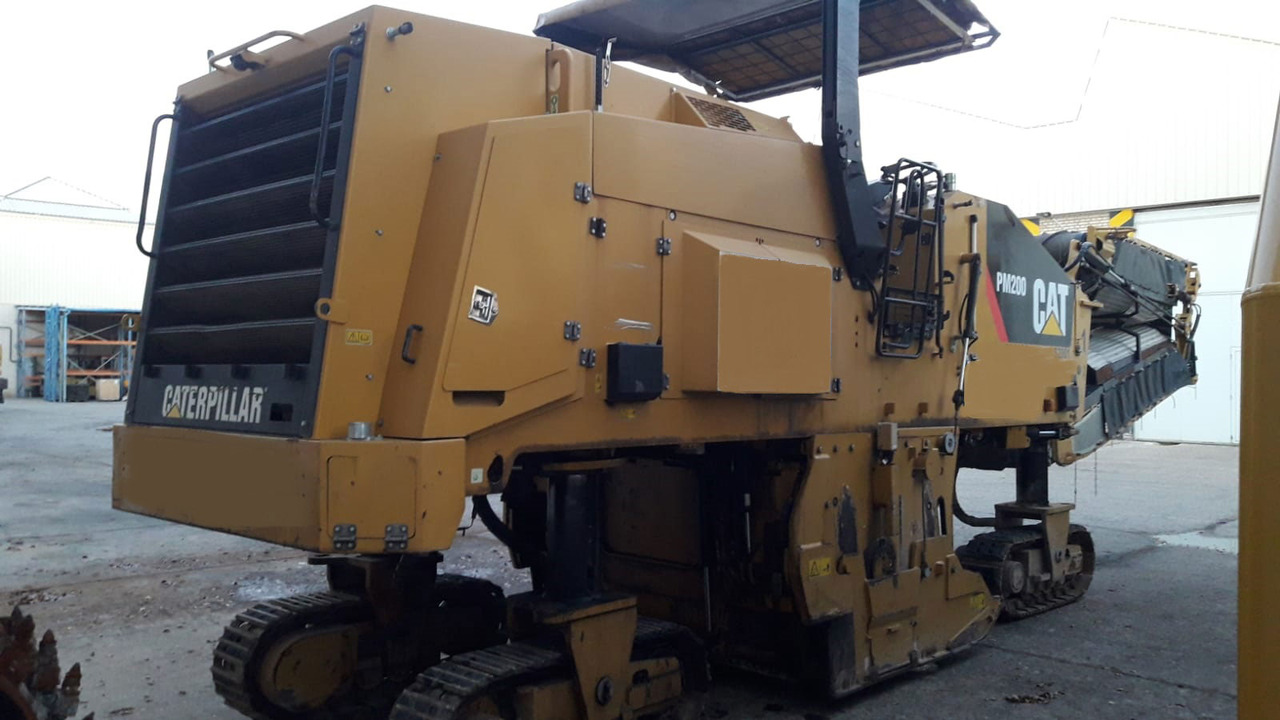 Caterpillar PM 200 - Cold planer: picture 1 Caterpillar PM 200 - Cold planer: picture 1