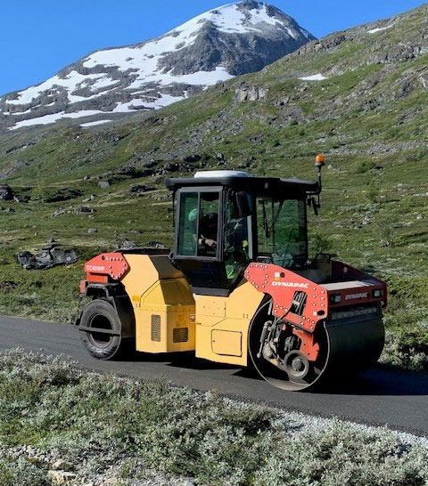 Dynapac CC424HF - Roller: picture 2 Dynapac CC424HF - Roller: picture 2