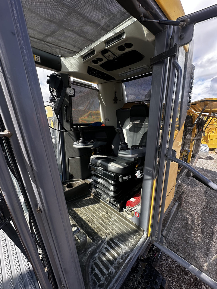 Drilling machine Epiroc FlexiROC T45: picture 10