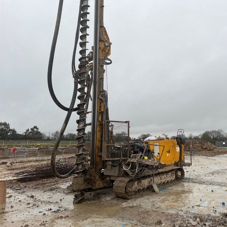 Klemm KR 709-2 - Pile driver: picture 1 Klemm KR 709-2 - Pile driver: picture 1