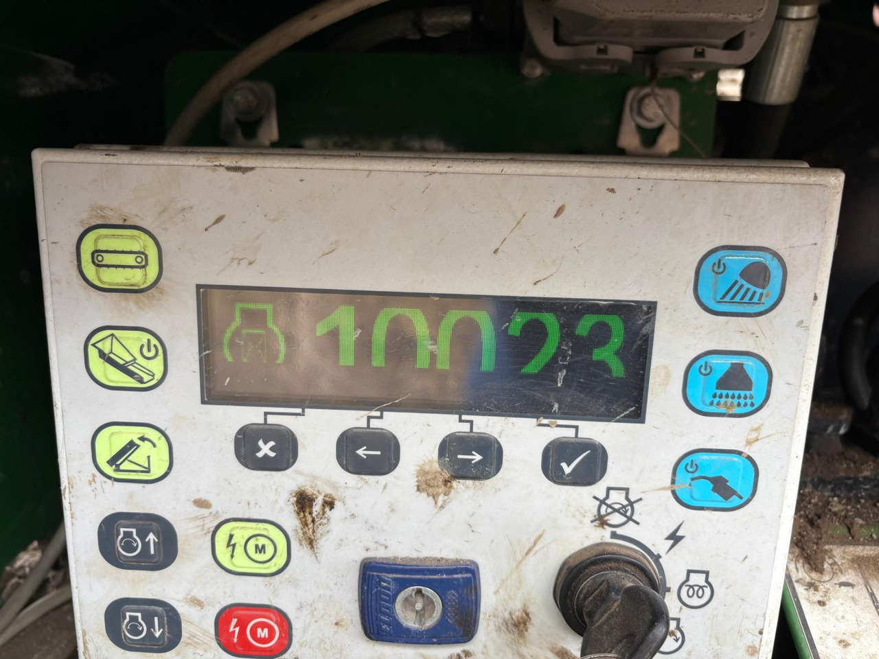McCloskey R155 - Screener: picture 5 McCloskey R155 - Screener: picture 5