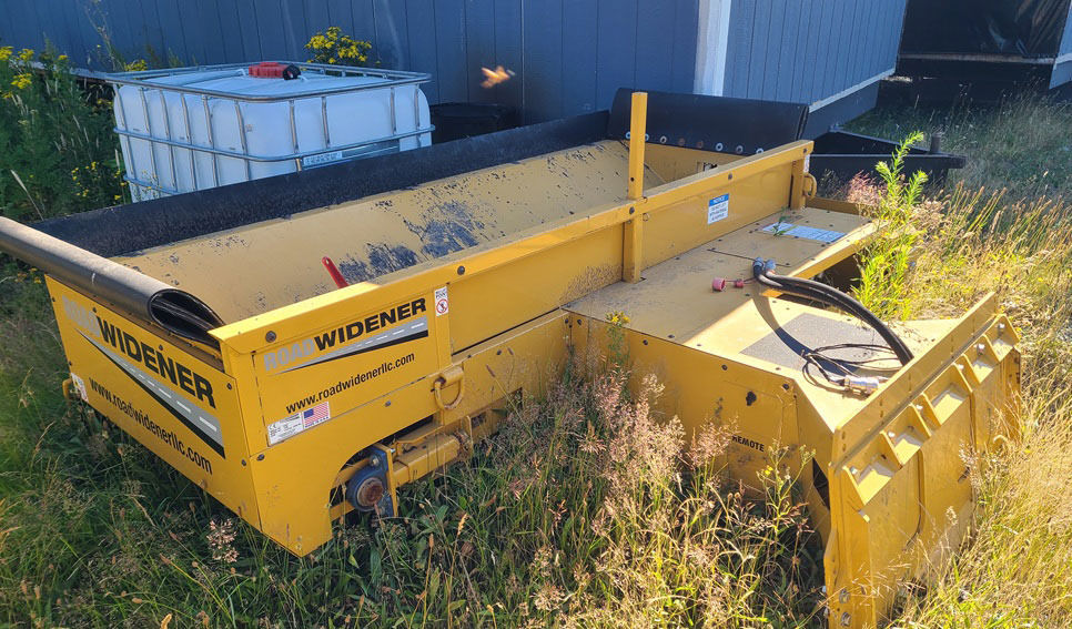 Road Widener FH-R - Asphalt paver: picture 1 Road Widener FH-R - Asphalt paver: picture 1