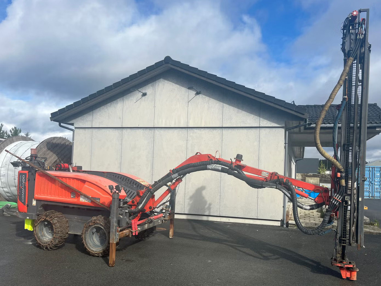 Sandvik Commando DC130Ri - Drilling machine: picture 2 Sandvik Commando DC130Ri - Drilling machine: picture 2