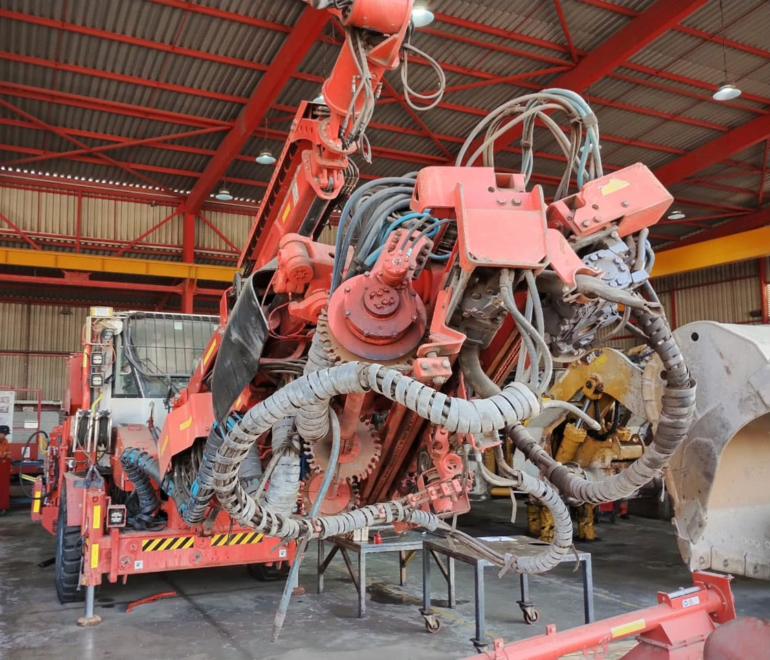Sandvik DS411 - Mining machinery: picture 3 Sandvik DS411 - Mining machinery: picture 3