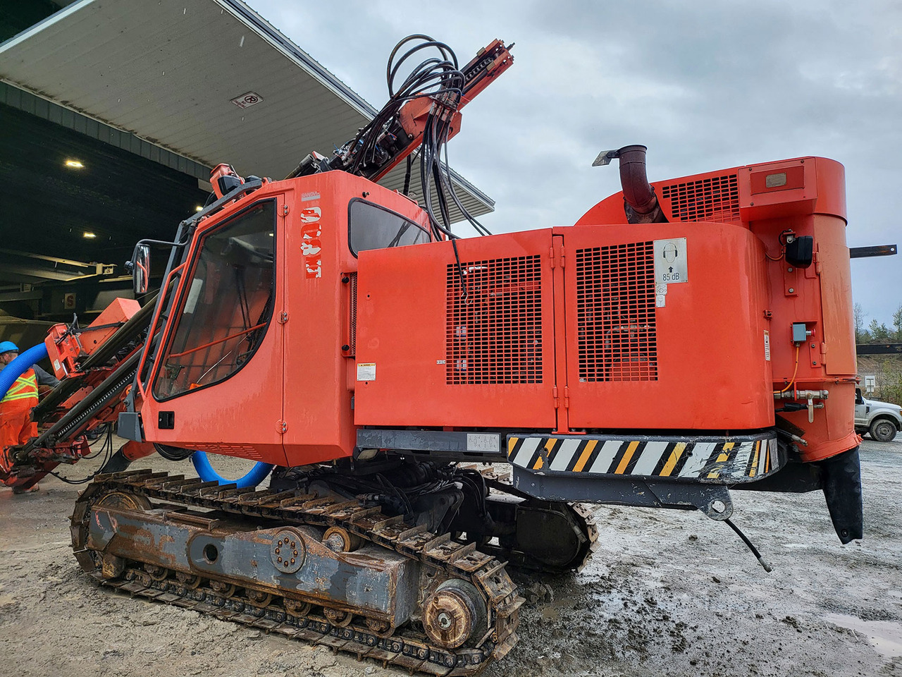 Sandvik DX800 - Drilling machine: picture 1 Sandvik DX800 - Drilling machine: picture 1