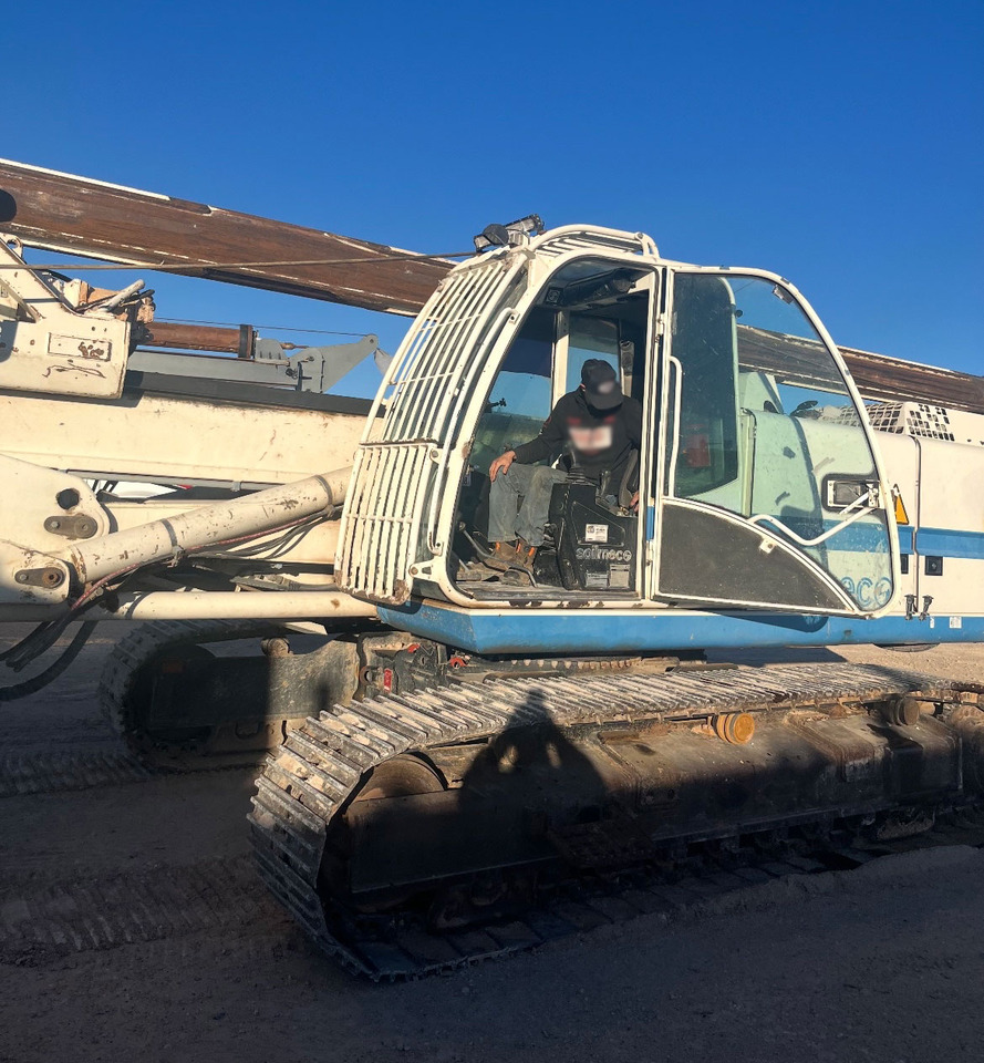 Soilmec SR-30 - Pile driver: picture 4 Soilmec SR-30 - Pile driver: picture 4