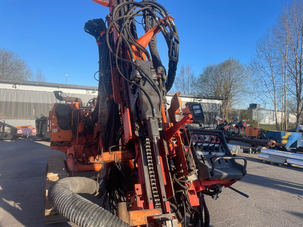 Tamrock Dino 560 - Drilling machine: picture 3 Tamrock Dino 560 - Drilling machine: picture 3