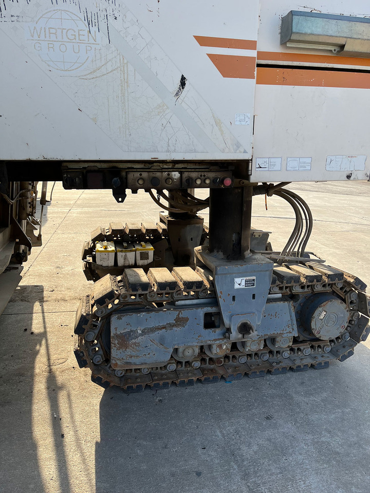 Wirtgen W 2200 - Cold planer: picture 5 Wirtgen W 2200 - Cold planer: picture 5