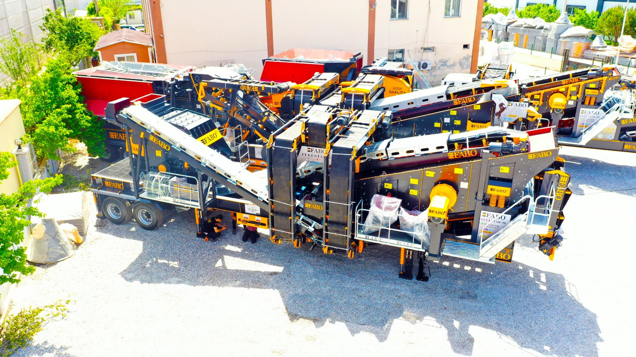 FABO MOBILE CRUSHING PLANT - Mining machinery: picture 1 FABO MOBILE CRUSHING PLANT - Mining machinery: picture 1