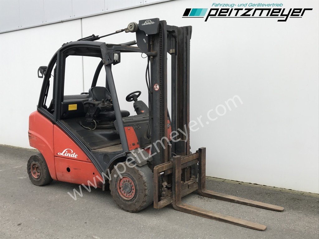 LINDE Gabelstapler H 35 T Gas + Seitenschieber - LPG forklift: picture 2 LINDE Gabelstapler H 35 T Gas + Seitenschieber - LPG forklift: picture 2