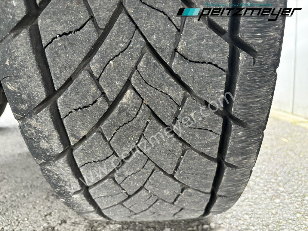 Curtain side truck MERCEDES-BENZ Actros 2545 LL Pritsche, Klima, Standklima, PPC, EU 6 MP 4 - Edscha: picture 44 Curtain side truck MERCEDES-BENZ Actros 2545 LL Pritsche, Klima, Standklima, PPC, EU 6 MP 4 - Edscha: picture 44