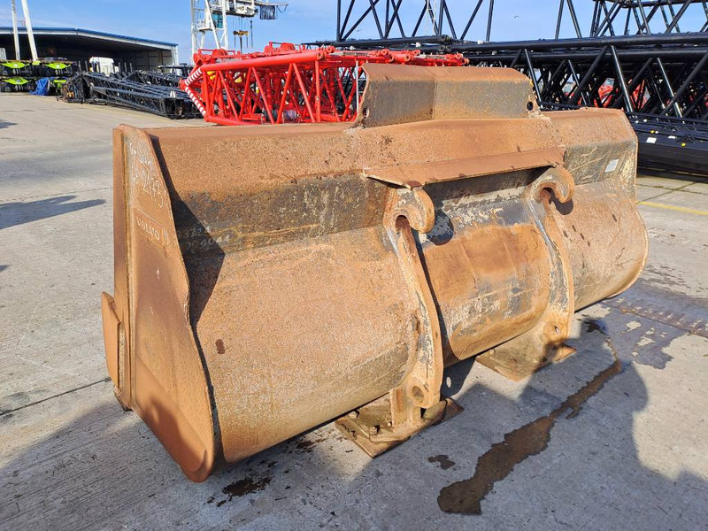 Volvo Bucket L150H - Bucket for Construction machinery: picture 5 Volvo Bucket L150H - Bucket for Construction machinery: picture 5
