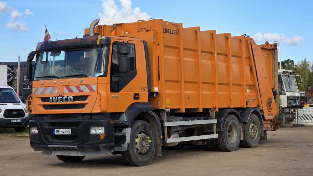 IVECO AD260 310HP - Garbage truck: picture 1 IVECO AD260 310HP - Garbage truck: picture 1