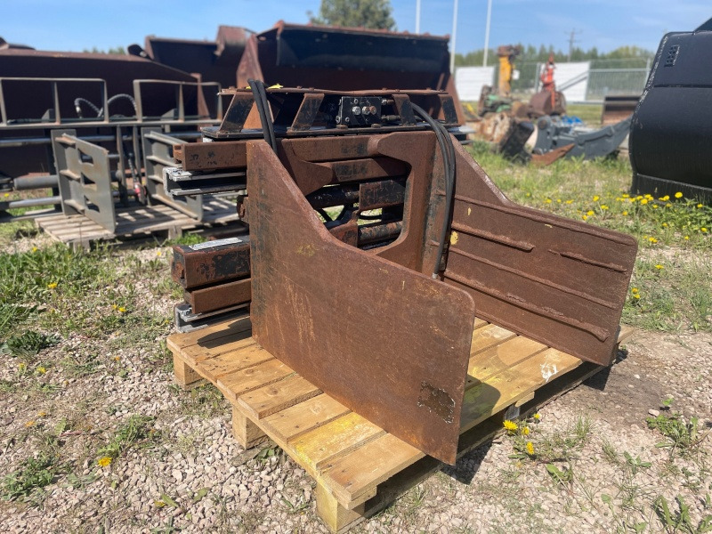 MEYER BALE CLAMP CLASS 3 - Clamp for Material handling equipment: picture 1 MEYER BALE CLAMP CLASS 3 - Clamp for Material handling equipment: picture 1
