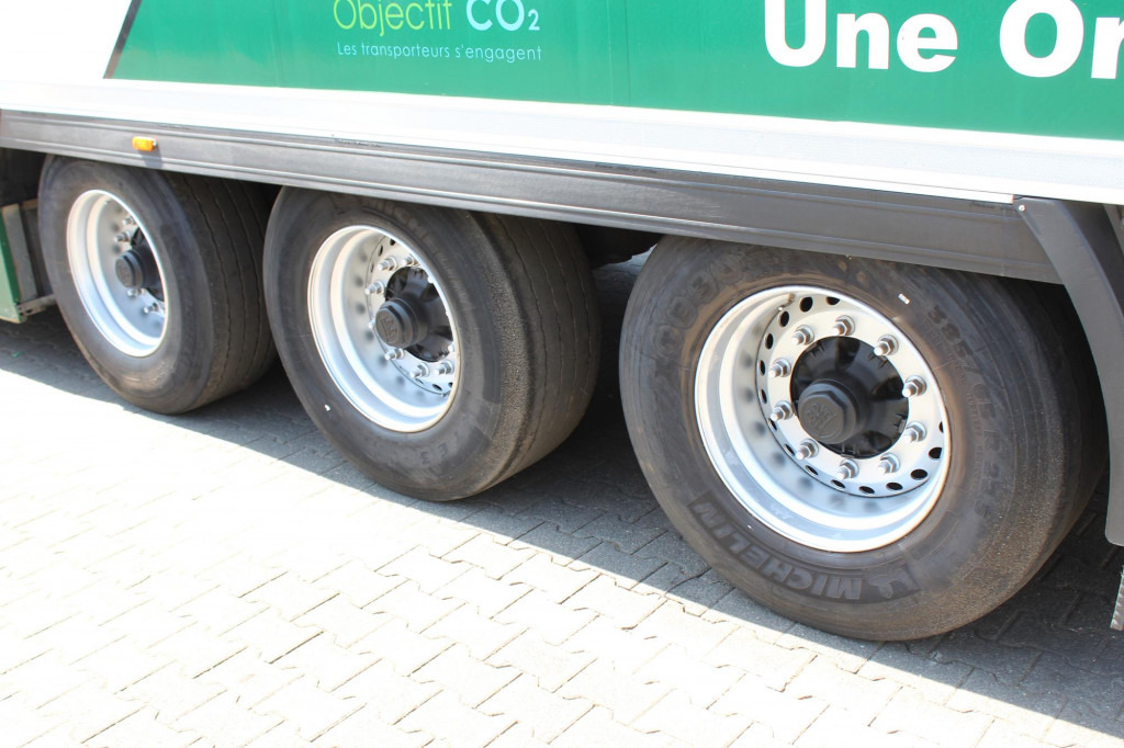 Refrigerator semi-trailer Lamberet Thermo King SLXe 200  Aluboden  Palletenkasten: picture 6