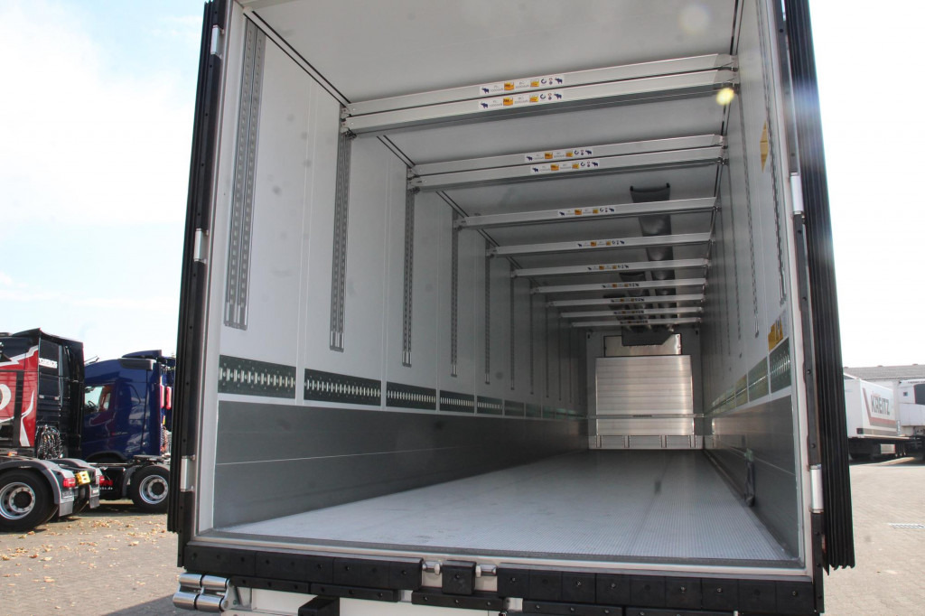 SCHMITZ Thermo King Advancer A400 DS Strom Blumen - Refrigerator semi-trailer: picture 2 SCHMITZ Thermo King Advancer A400 DS Strom Blumen - Refrigerator semi-trailer: picture 2