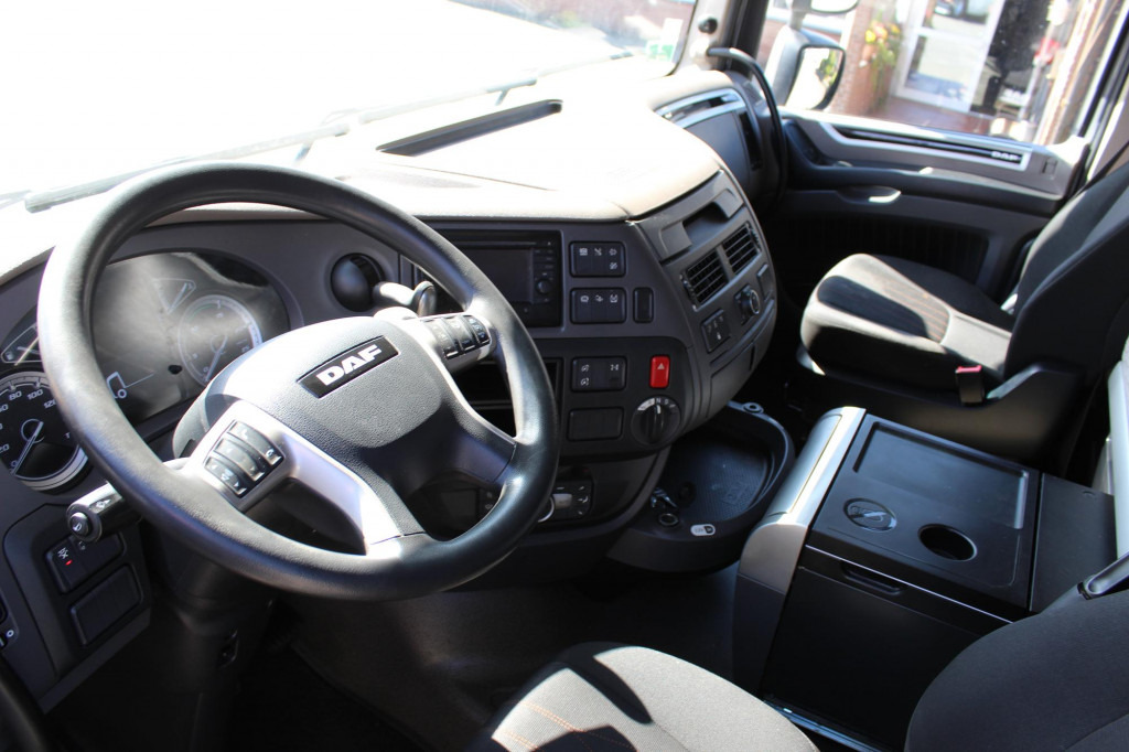 Daf XF 530 SC Retarder ACC LDWS Kühlbox Vollspoiler - Tractor truck: picture 5 Daf XF 530 SC Retarder ACC LDWS Kühlbox Vollspoiler - Tractor truck: picture 5