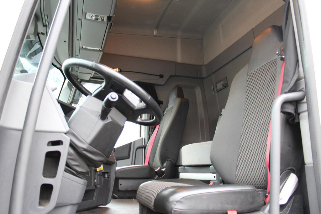 Renault T460 Retarder 2 Tanks Standklima VIN : KD - Tractor truck: picture 4 Renault T460 Retarder 2 Tanks Standklima VIN : KD - Tractor truck: picture 4