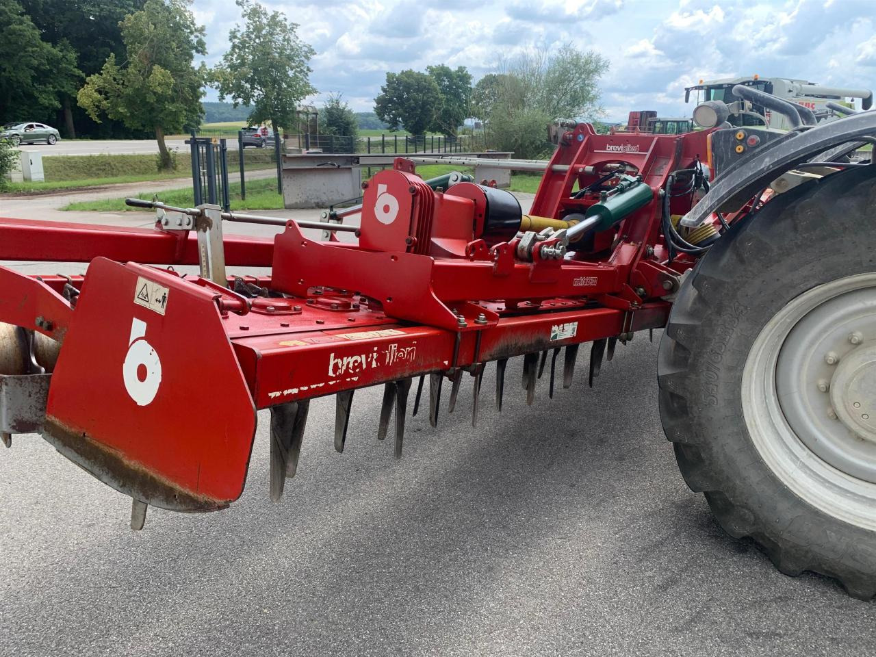 Breviglieri Makfold 300 Kreiselegge / 6m AB / Zinken NEU - Soil tillage equipment: picture 4 Breviglieri Makfold 300 Kreiselegge / 6m AB / Zinken NEU - Soil tillage equipment: picture 4