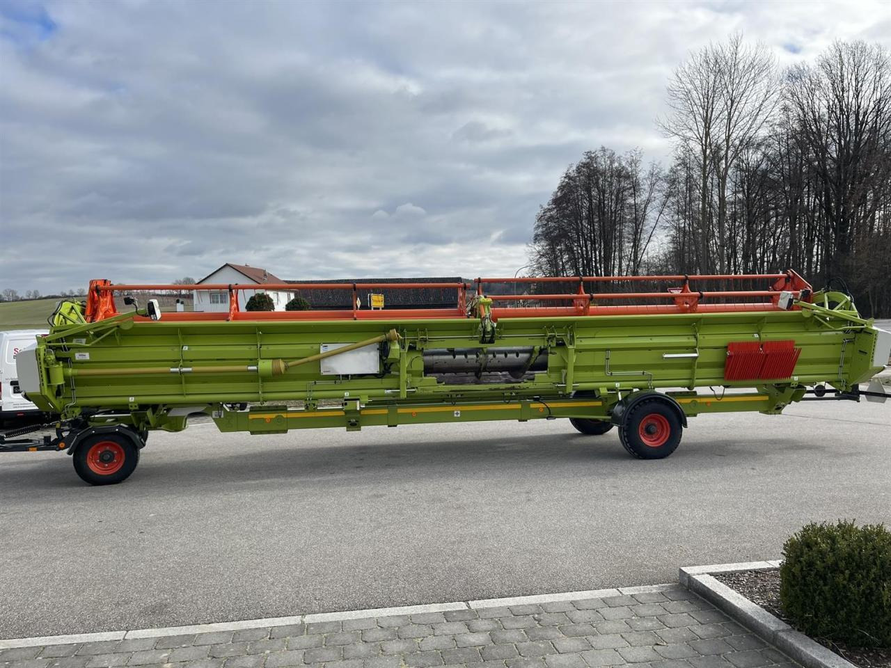 CLAAS Schneidwerk Claas Vario V1050, ca. 1600ha, LED Laser, Bj. 2016 - Grain header: picture 5 CLAAS Schneidwerk Claas Vario V1050, ca. 1600ha, LED Laser, Bj. 2016 - Grain header: picture 5