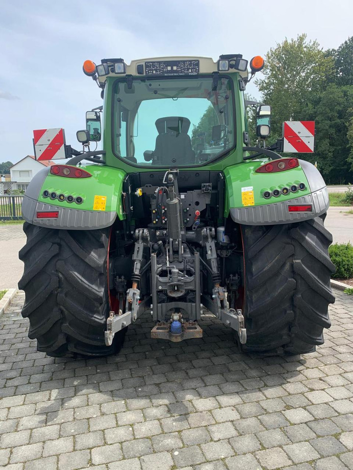 Fendt 724 Vario Power Plus mit GPS - Farm tractor: picture 5 Fendt 724 Vario Power Plus mit GPS - Farm tractor: picture 5