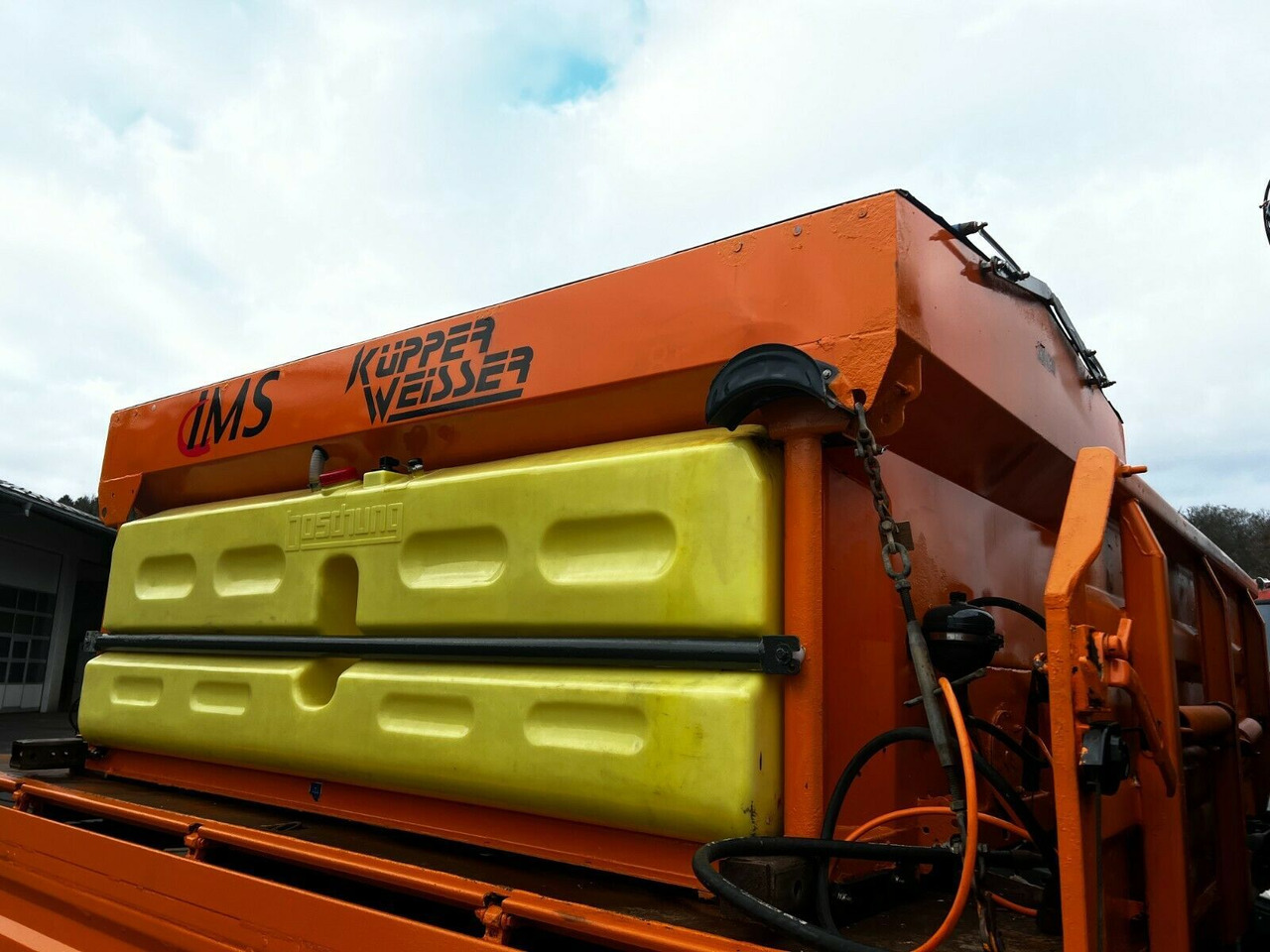 Küpper Weisser E 29040 HFA Salzstreuer Winterdie Küpper Weisser E 29040 HFA Salzstreuer Winterdie - Sand/ Salt spreader for Utility/ Special vehicle: picture 5 Küpper Weisser E 29040 HFA Salzstreuer Winterdie Küpper Weisser E 29040 HFA Salzstreuer Winterdie - Sand/ Salt spreader for Utility/ Special vehicle: picture 5
