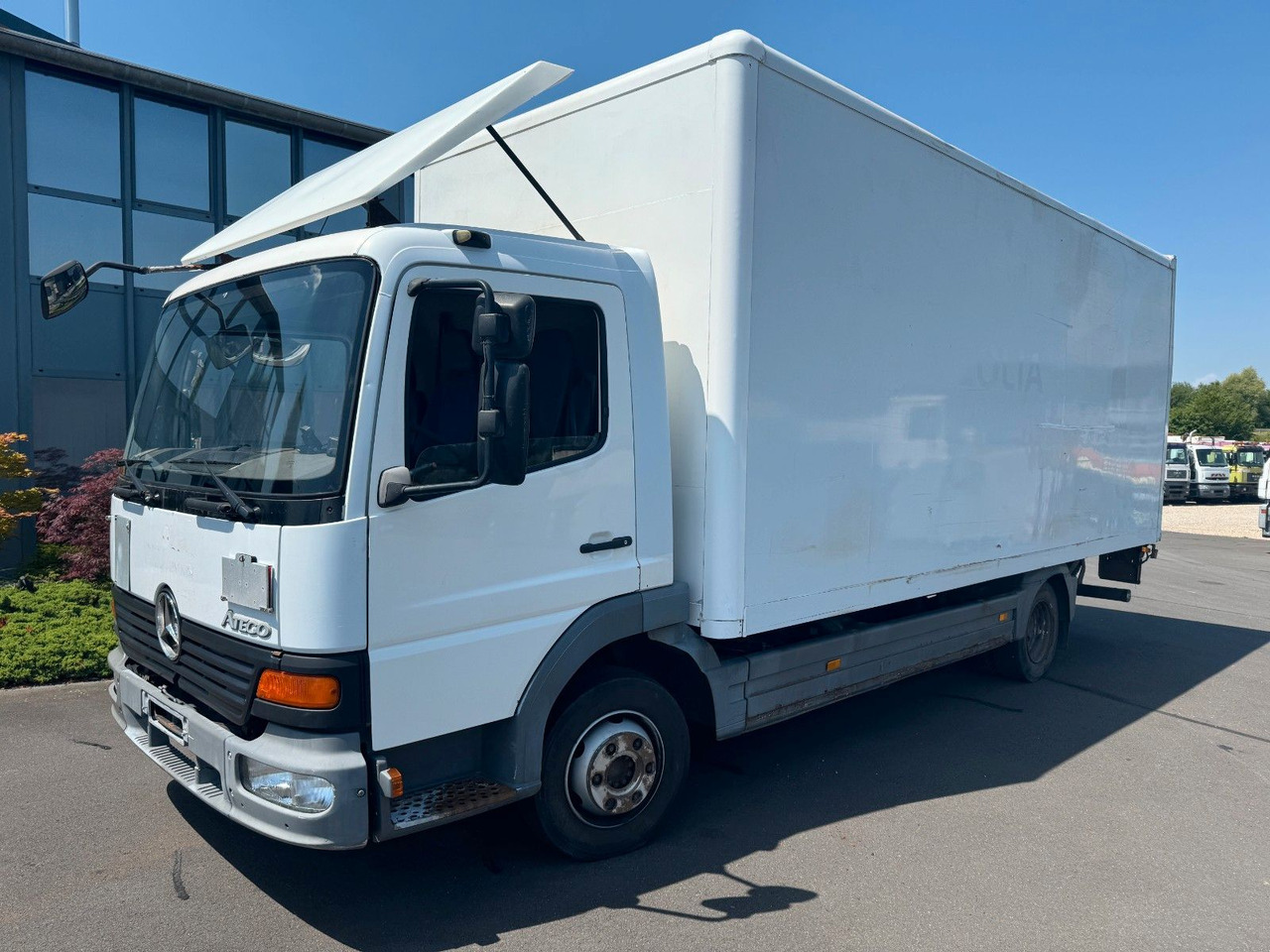 Mercedes-Benz 818 Koffer / LBW / AHK + DL - Closed box van: picture 1 Mercedes-Benz 818 Koffer / LBW / AHK + DL - Closed box van: picture 1