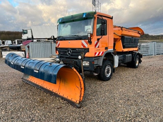 Mercedes-Benz Actros 2036 4x4 DautelWechselsystem Winterdienst Mercedes-Benz Actros 2036 4x4 DautelWechselsystem Winterdienst - Tipper: picture 2 Mercedes-Benz Actros 2036 4x4 DautelWechselsystem Winterdienst Mercedes-Benz Actros 2036 4x4 DautelWechselsystem Winterdienst - Tipper: picture 2